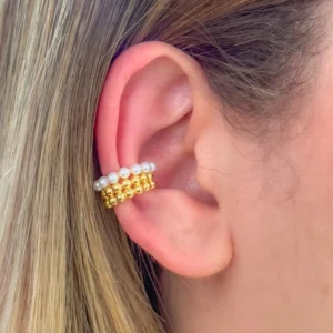 Earcuff perlas blancas y doradas
