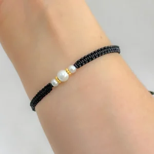 Pulsera con perla de vidrio